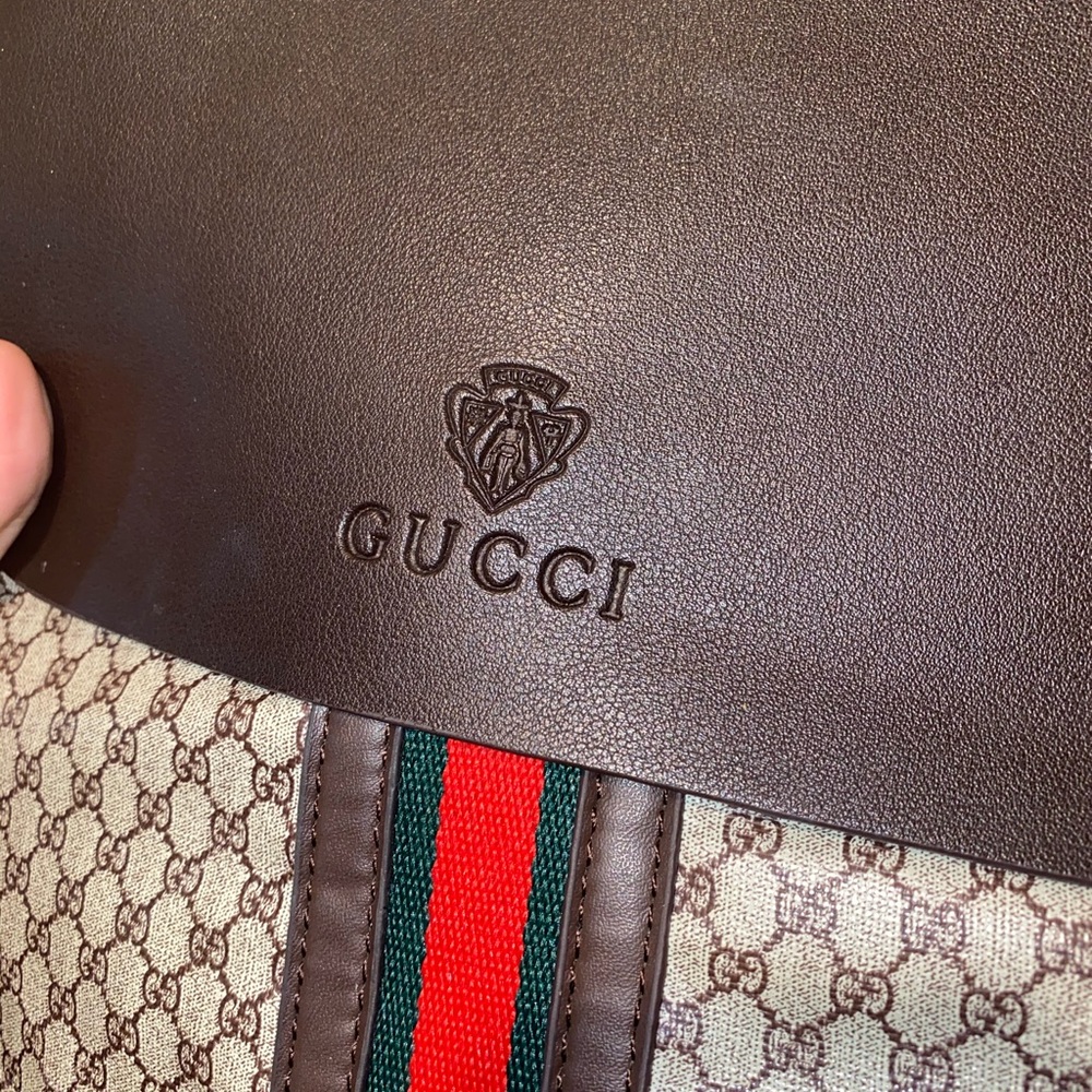 GUCCI CROSS BODY